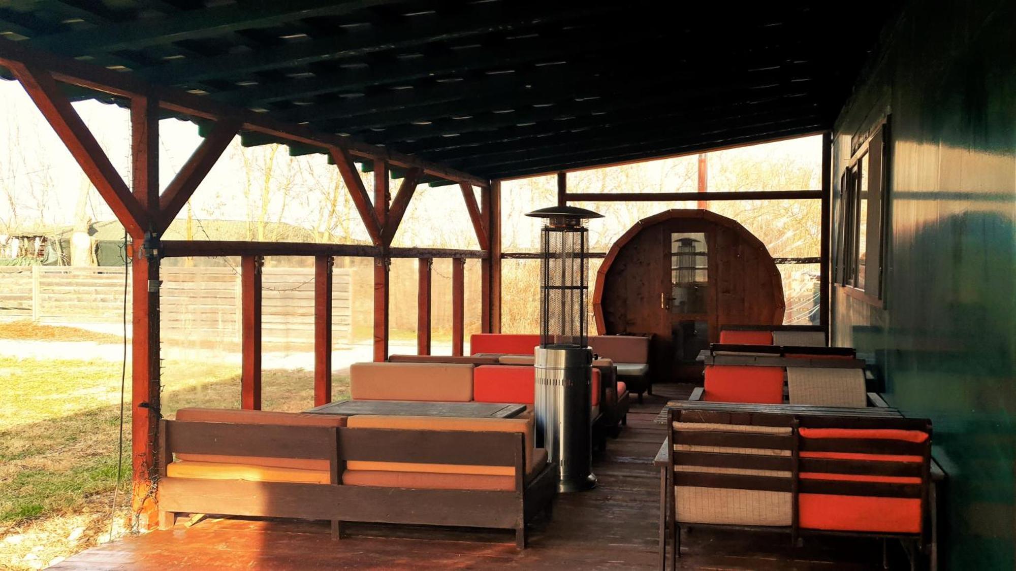 Hotel Restaurant Plutitor Delta Ways Nufaru ภายนอก รูปภาพ